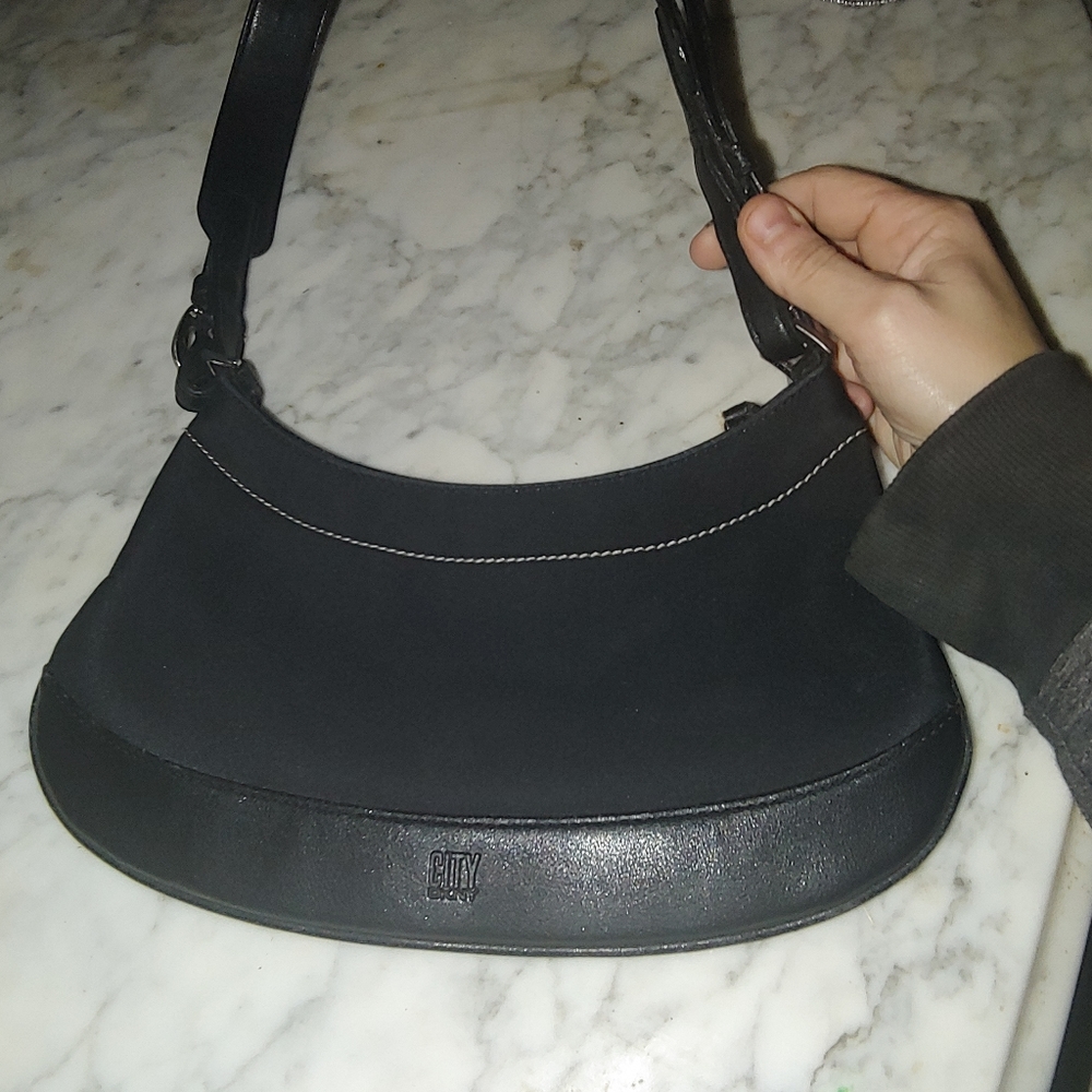 Dkny purse